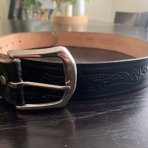 Vtg Mens Levi's Black Full Grain Steerhide Leather Tooled Belt 2235 USA Made 40